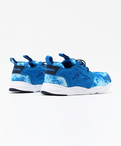 Reebok（リーボック）の「フューリーライト Reebok CLASSIC (リーボック クラシック) （スニーカー・キッズ・ブルー/パープル・16.5cm/19.5cm/19.0cm/21.0cm/17.5cm/20.0cm/18.0cm/17.0cm/20.5cm/22.0cm/18.5cm/21.5cm）」の5枚目の写真