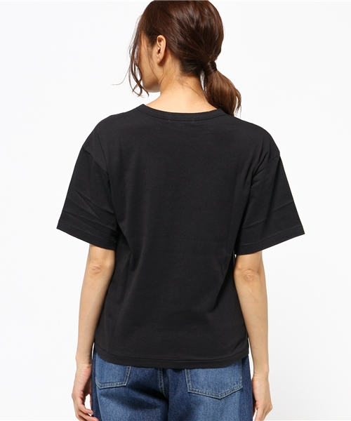 MOUSSY（マウジー）の「HALF SLEEVE TEE J（Tシャツ/カットソー・レディース・ホワイト/ライトブラック/レッド/ベージュ・FREE）」の7枚目の写真
