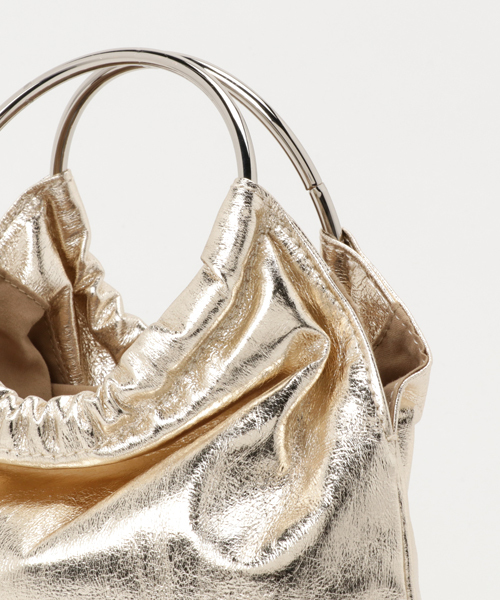 UR SELECT（ユーアールセレクト）の「メタリックリングバッグ（トートバッグ・レディース・シルバー/ゴールド・FREE）」の5枚目の写真