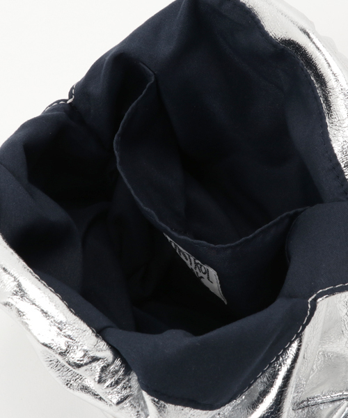 UR SELECT（ユーアールセレクト）の「メタリックリングバッグ（トートバッグ・レディース・シルバー/ゴールド・FREE）」の7枚目の写真