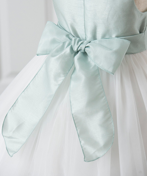 Catherine Cottage（キャサリンコテージ）の「花びら揺れるロマンティックドレス（ドレス・キッズ・グリーン/ピンク/ボルドー/ホワイト/イエロー/コーラルピンク/ライラック/パープル/ブルー・140/130/150/110/120/100/130L/160/120L/160L/140L）」の20枚目の写真