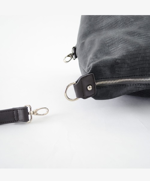 VitaFelice（ヴィータフェリーチェ）の「リザード型押し2wayボストンバッグ（ボストンバッグ・メンズ・ブラック/チャコールグレー/ネイビー/ライトグレー・FREE）」の7枚目の写真