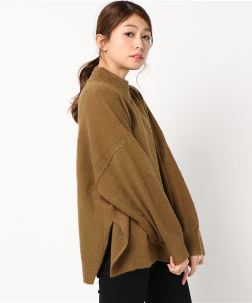 earth music&ecology（アースミュージックアンドエコロジー）の「・BIGニットプルオーバー（ニット/セーター・レディース・ブルー/ネイビー/キャメル/ライトグレー/イエロー/アイボリー・FREE）」の6枚目の写真