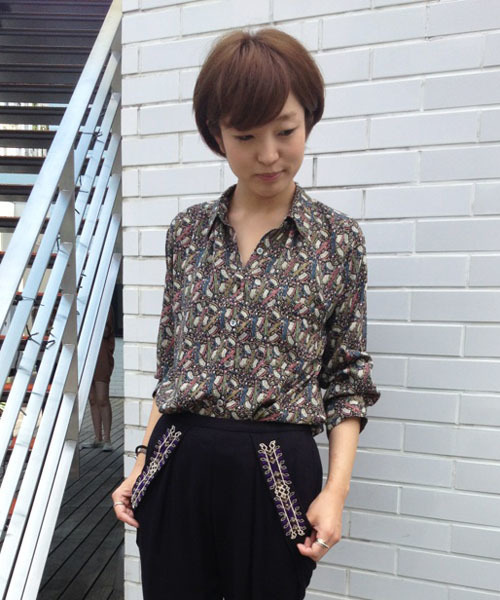 Another Edition(アナザーエディション)の「【SPUR10月号】AE LIBERTY GAZ SHT(シャツ/ブラウス・レディース・ブラック/ベージュ・フリー)」の1枚目の写真