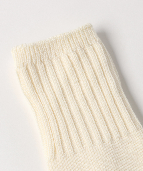 MHL.（エムエイチエル）の「MILITARY SOCK（ソックス/靴下・レディース・ホワイト/ブラック/カーキ・FREE）」の4枚目の写真