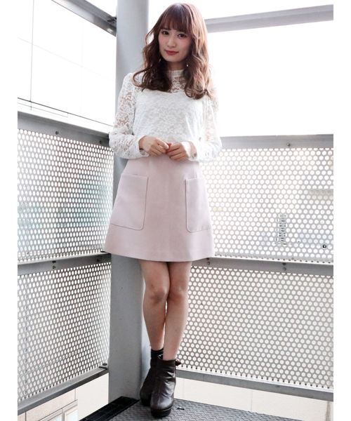 dazzlin(ダズリン)の「ハイネックレース長袖トップス(シャツ/ブラウス・レディース・ブラック/オフホワイト/ピンク・FREE)」の4枚目の写真