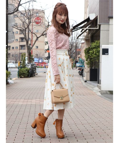 dazzlin(ダズリン)の「ハイネックレース長袖トップス(シャツ/ブラウス・レディース・ブラック/オフホワイト/ピンク・FREE)」の17枚目の写真