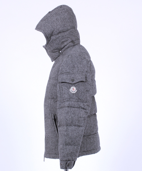 MONCLER（モンクレール）の「【商品紹介】MONCLER×International Gallery BEAMS / MAYA（ダウンジャケット/コート・メンズ・グレー/ネイビー・0/1/2/3/4）」の4枚目の写真