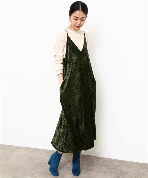 ADAM ET ROPE'（アダムエロペ）の「ベロアヘムフレアキャミドレス（ワンピース・レディース・キャメル/ダークグリーン/ブルー・FREE）」の11枚目の写真