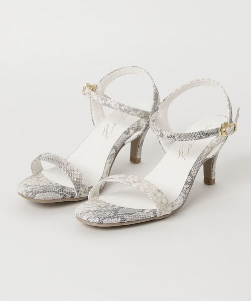 KOBE LETTUCE（コウベレタス）の「華奢見えアンクルストラップ6cmヒールシンプルカラーサンダル シューズ レディース[I1557]神戸レタス（サンダル・レディース・ホワイト/ドット/ベージュ/パープル系その他/グリーン/イエロー/ブラック/シルバー/パイソン・L/LL/M/S）」の20枚目の写真