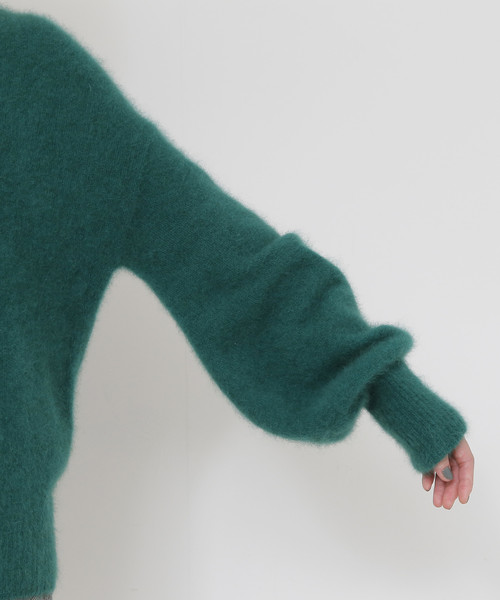 Liesse（リエス）の「ヘアリーニットボリュームスリーブニットプル