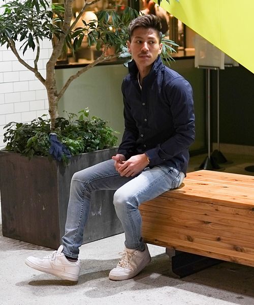 GOSTAR DE FUGA（ゴスタール ジフーガ）の「長袖シアサッカーシャツ（シャツ/ブラウス・メンズ・ホワイト×ネイビー/カーキ/ネイビー/ホワイト・M/L/XL）」の4枚目の写真