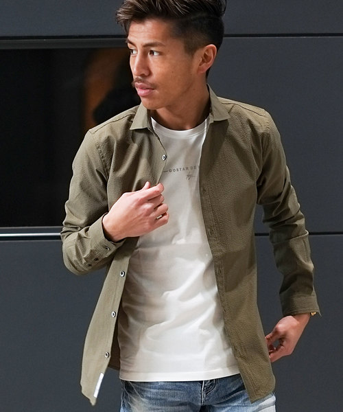 GOSTAR DE FUGA（ゴスタール ジフーガ）の「長袖シアサッカーシャツ（シャツ/ブラウス・メンズ・ホワイト×ネイビー/カーキ/ネイビー/ホワイト・M/L/XL）」の3枚目の写真