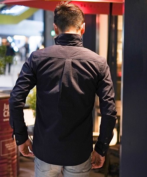 GOSTAR DE FUGA（ゴスタール ジフーガ）の「長袖シアサッカーシャツ（シャツ/ブラウス・メンズ・ホワイト×ネイビー/カーキ/ネイビー/ホワイト・M/L/XL）」の11枚目の写真