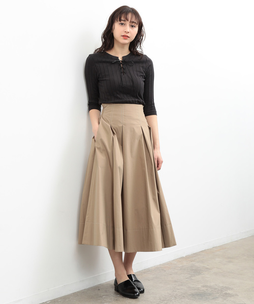 SALON adam et rope'(サロン アダム エ ロペ)の「【2WAY】ワイドテレコバックレースアッププルオーバー(Tシャツ/カットソー・レディース・チャコールグレー/オフホワイト/ベージュ・FREE)」の17枚目の写真