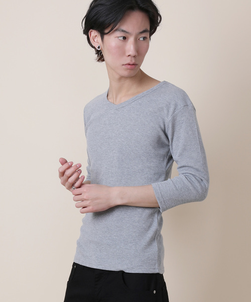 Rocky Monroe（ロッキーモンロー）の「Vネック7分袖テレコカットソー（Tシャツ/カットソー・メンズ・ブラック/レッド/イエロー/ダークブルー/オフホワイト/ブルー/グレー/オリーブ/モカ/チャコール・M/XL/L）」の4枚目の写真