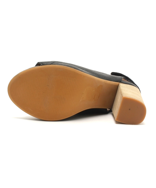 ROSE BUD（ローズバッド）の「(JEFFREY CAMPBELL FOR ROSE BUD) YYH:QUEBEC(JC-076-1) BOOTY SANDAL（サンダル・レディース・ホワイト/ブラック・39/37/36/38/35）」の8枚目の写真