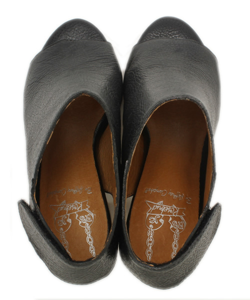 ROSE BUD（ローズバッド）の「(JEFFREY CAMPBELL FOR ROSE BUD) YYH:QUEBEC(JC-076-1) BOOTY SANDAL（サンダル・レディース・ホワイト/ブラック・39/37/36/38/35）」の3枚目の写真