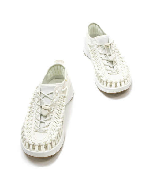 KEEN(キーン)の「KEEN/キーン UNEEK O2(サンダル・メンズ・ホワイト/ブラック・27.0cm/28.0cm/26.0cm)」の7枚目の写真