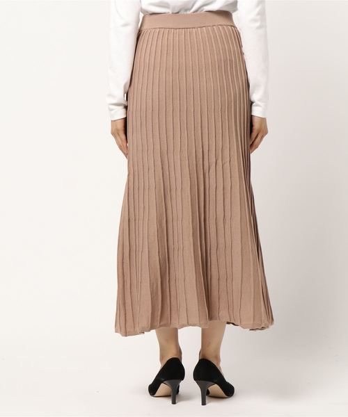 n'ee-ne（ネーネ）の「12Gニットプリーツスカート（スカート・レディース・ブラック/ベージュ/ブラウン/ブルー・FREE）」の6枚目の写真