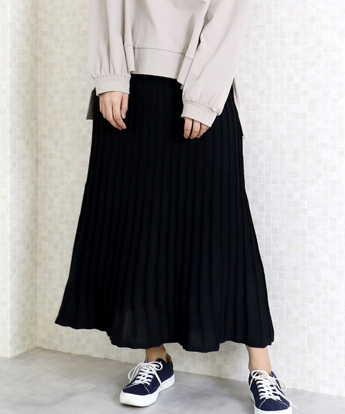 n'ee-ne（ネーネ）の「12Gニットプリーツスカート（スカート・レディース・ブラック/ベージュ/ブラウン/ブルー・FREE）」の19枚目の写真