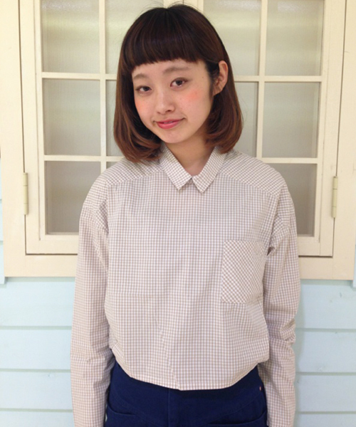 Kastane（カスタネ）の「【Kastane】BACK開き長袖シャツ（シャツ/ブラウス・レディース・ライトベージュ/ブラック・FREE）」の2枚目の写真