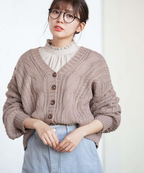 rps（アールピーエス）の「ケーブルニットショートカーディガン（カーディガン/ボレロ・レディース・アイボリー/モカ/グレイッシュベージュ・M）」の3枚目の写真