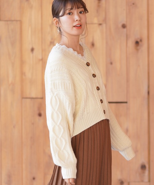 rps（アールピーエス）の「ケーブルニットショートカーディガン（カーディガン/ボレロ・レディース・アイボリー/モカ/グレイッシュベージュ・M）」の21枚目の写真
