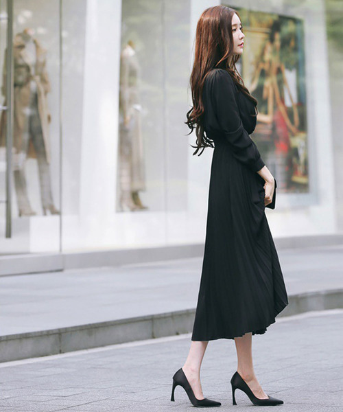 Girly Doll（ガーリードール）の「ウエストリボン プリーツワンピース（ワンピース・レディース・ブラック/グレー/ネイビー/キャメル/ベージュ/モカ・M/L）」の10枚目の写真