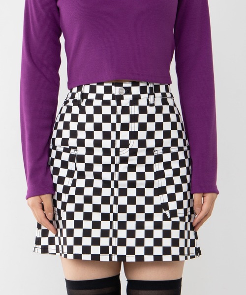 WEGO(ウィゴー)の「WEGO/【セットアップ対応商品】ステッチサイドポケットミニスカート(スカート・レディース・ブラック/ホワイト/ブラック系その他2・FREE)」の15枚目の写真