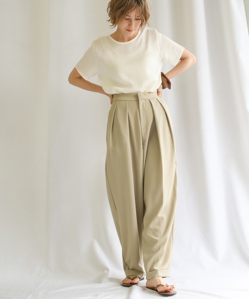 select MOCA（セレクトモカ）の「2021 SS リンクルハーフスリーブブラウス（ラウンドネックシアートップス）（シャツ/ブラウス・レディース・ブラック/アイボリー・FREE）」の3枚目の写真