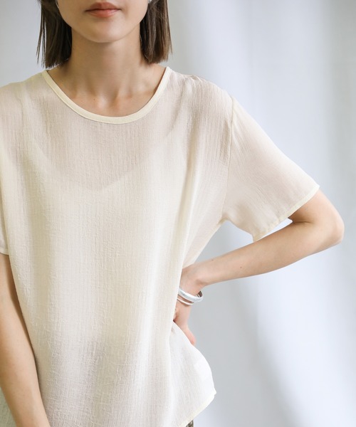 select MOCA（セレクトモカ）の「2021 SS リンクルハーフスリーブブラウス（ラウンドネックシアートップス）（シャツ/ブラウス・レディース・ブラック/アイボリー・FREE）」の20枚目の写真