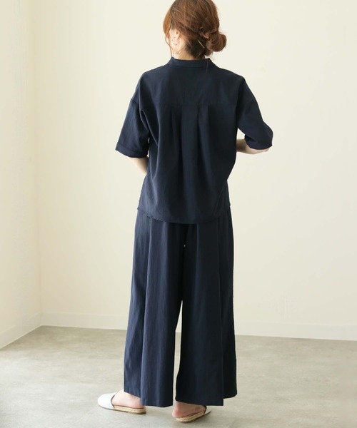 cheriella(シェリエラ)の「(入荷無し)【cheriella】麻タッチシャツ×パンツセットアップ(シャツ/ブラウス・レディース・カーキ/ダークネイビー・M)」の5枚目の写真