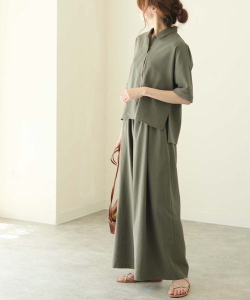cheriella(シェリエラ)の「(入荷無し)【cheriella】麻タッチシャツ×パンツセットアップ(シャツ/ブラウス・レディース・カーキ/ダークネイビー・M)」の11枚目の写真