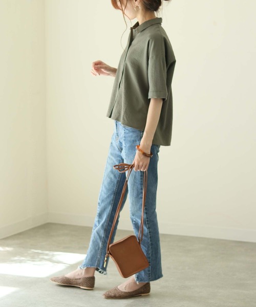 cheriella(シェリエラ)の「(入荷無し)【cheriella】麻タッチシャツ×パンツセットアップ(シャツ/ブラウス・レディース・カーキ/ダークネイビー・M)」の15枚目の写真
