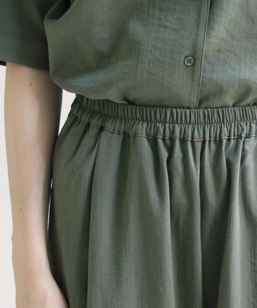 cheriella(シェリエラ)の「(入荷無し)【cheriella】麻タッチシャツ×パンツセットアップ(シャツ/ブラウス・レディース・カーキ/ダークネイビー・M)」の20枚目の写真