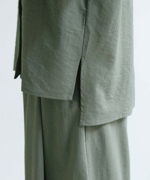 cheriella(シェリエラ)の「(入荷無し)【cheriella】麻タッチシャツ×パンツセットアップ(シャツ/ブラウス・レディース・カーキ/ダークネイビー・M)」の19枚目の写真