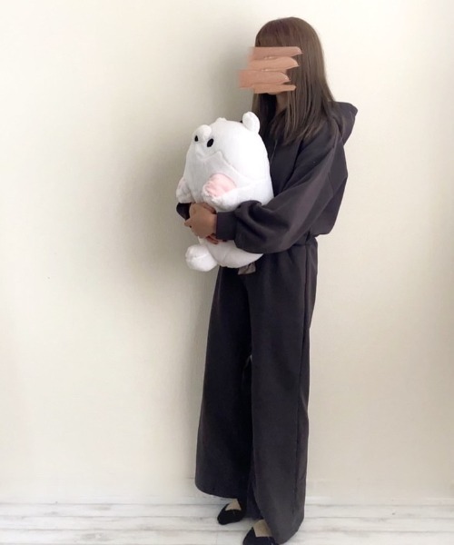 Mysa&Liina（ミーサリーナ）の「パーカールームウエアセットアップ（ルームウェア/パジャマ・レディース・ブラック/ベージュ/ブラウン/オフホワイト/サックスブルー/ピンクベージュ・M/L）」の16枚目の写真