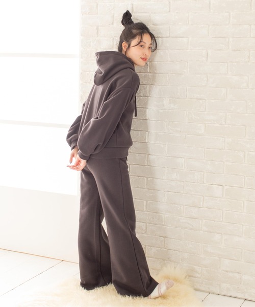 Mysa&Liina（ミーサリーナ）の「パーカールームウエアセットアップ（ルームウェア/パジャマ・レディース・ブラック/ベージュ/ブラウン/オフホワイト/サックスブルー/ピンクベージュ・M/L）」の18枚目の写真