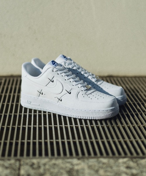 NIKE(ナイキ)の「WMNS AIR FORCE 1 '07 LX CT1990-100(スニーカー・レディース・ホワイト系その他・23.5cm/24.5cm/25.5cm/26.0cm/22.0cm/22.5cm/25.0cm/24.0cm/23.0cm/26.5cm/27.0cm/27.5cm/28.0cm/28.5cm/29.0cm)」の18枚目の写真
