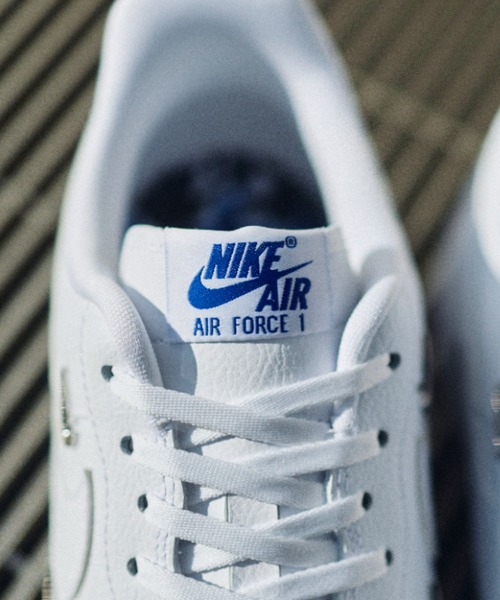 NIKE(ナイキ)の「WMNS AIR FORCE 1 '07 LX CT1990-100(スニーカー・レディース・ホワイト系その他・23.5cm/24.5cm/25.5cm/26.0cm/22.0cm/22.5cm/25.0cm/24.0cm/23.0cm/26.5cm/27.0cm/27.5cm/28.0cm/28.5cm/29.0cm)」の14枚目の写真