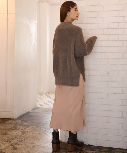 one after another NICE CLAUP（ワンアフターアナザーナイスクラップ）の「サテンマーメイドスカート（スカート・レディース・アイボリー/モカ/スモークピンク/オレンジ/コーラル・FREE）」の21枚目の写真