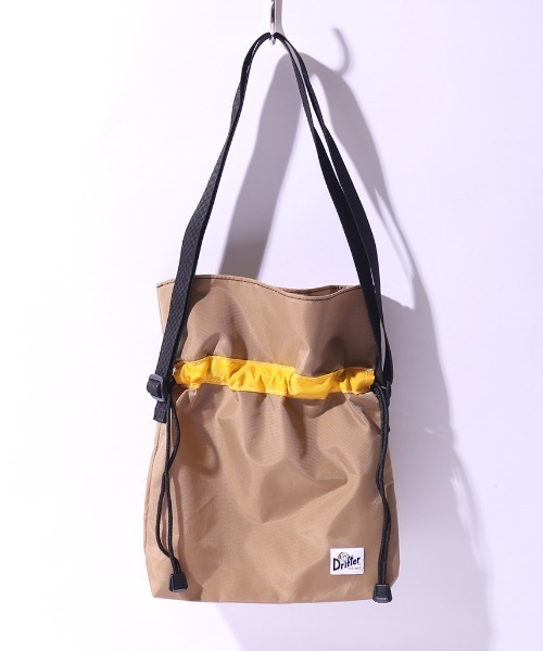 Drifter（ドリフター）の「[Drifter/ドリフター] キャンディポーチ 2WAY巾着バッグ（ショルダーバッグ・レディース・ベージュ・ONE SIZE）」の5枚目の写真