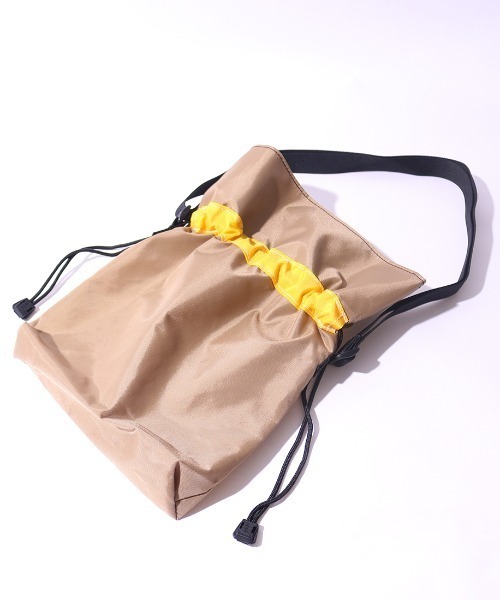 Drifter（ドリフター）の「[Drifter/ドリフター] キャンディポーチ 2WAY巾着バッグ（ショルダーバッグ・レディース・ベージュ・ONE SIZE）」の6枚目の写真