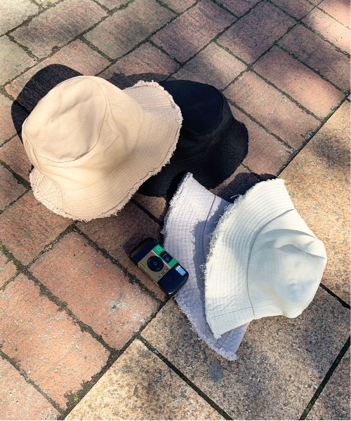 PairPair（ペアペア）の「フリンジバケハ（ハット・レディース・ライトグレー/ブラック/ベージュ/アイボリー・FREE）」の5枚目の写真