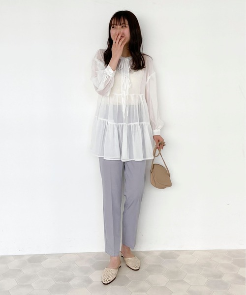 EPIMI E'PIMMY（エピミエピミー）の「センタープレステーパードスラックスパンツ（スラックス・レディース・ブラック/ダークグリーン/オレンジ/レモンイエロー/グレー系その他/グレイッシュブルー・MEDIUM）」の16枚目の写真