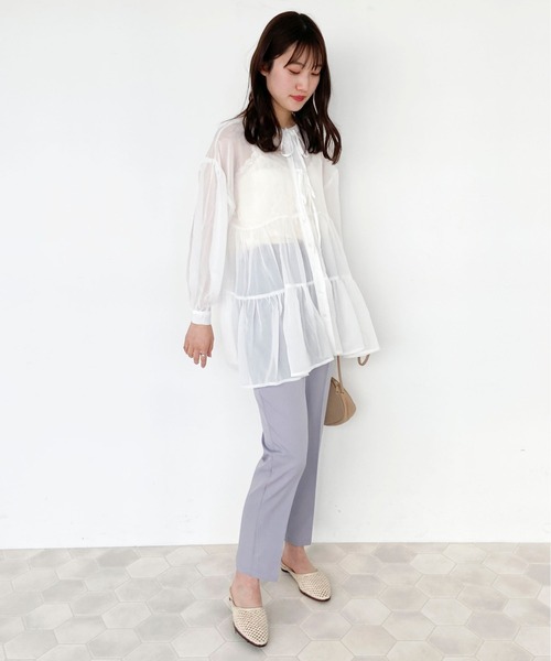 EPIMI E'PIMMY（エピミエピミー）の「センタープレステーパードスラックスパンツ（スラックス・レディース・ブラック/ダークグリーン/オレンジ/レモンイエロー/グレー系その他/グレイッシュブルー・MEDIUM）」の17枚目の写真