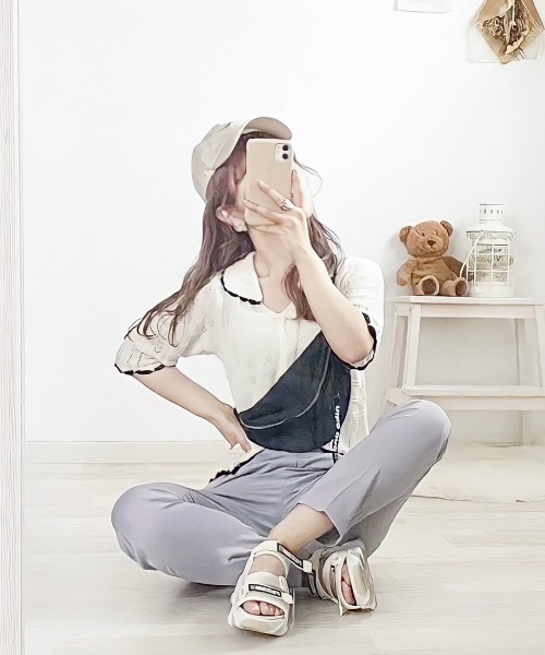 EPIMI E'PIMMY（エピミエピミー）の「センタープレステーパードスラックスパンツ（スラックス・レディース・ブラック/ダークグリーン/オレンジ/レモンイエロー/グレー系その他/グレイッシュブルー・MEDIUM）」の13枚目の写真