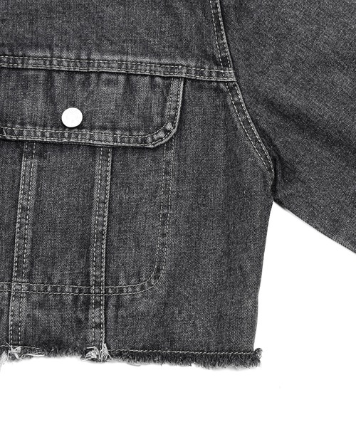 Figments(フィグメンツ)の「クロップドデニムジャケット(デニムジャケット・レディース・ブラック/ライトインディゴブルー・FREE)」の4枚目の写真