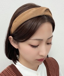 ネジリカチューシャ